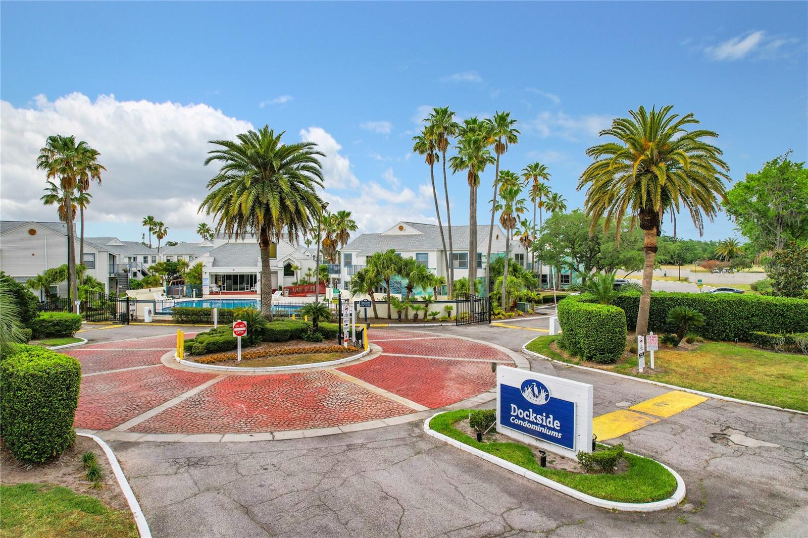 2520 WOODGATE BOULEVARD, #204, Orlando, FL 32822