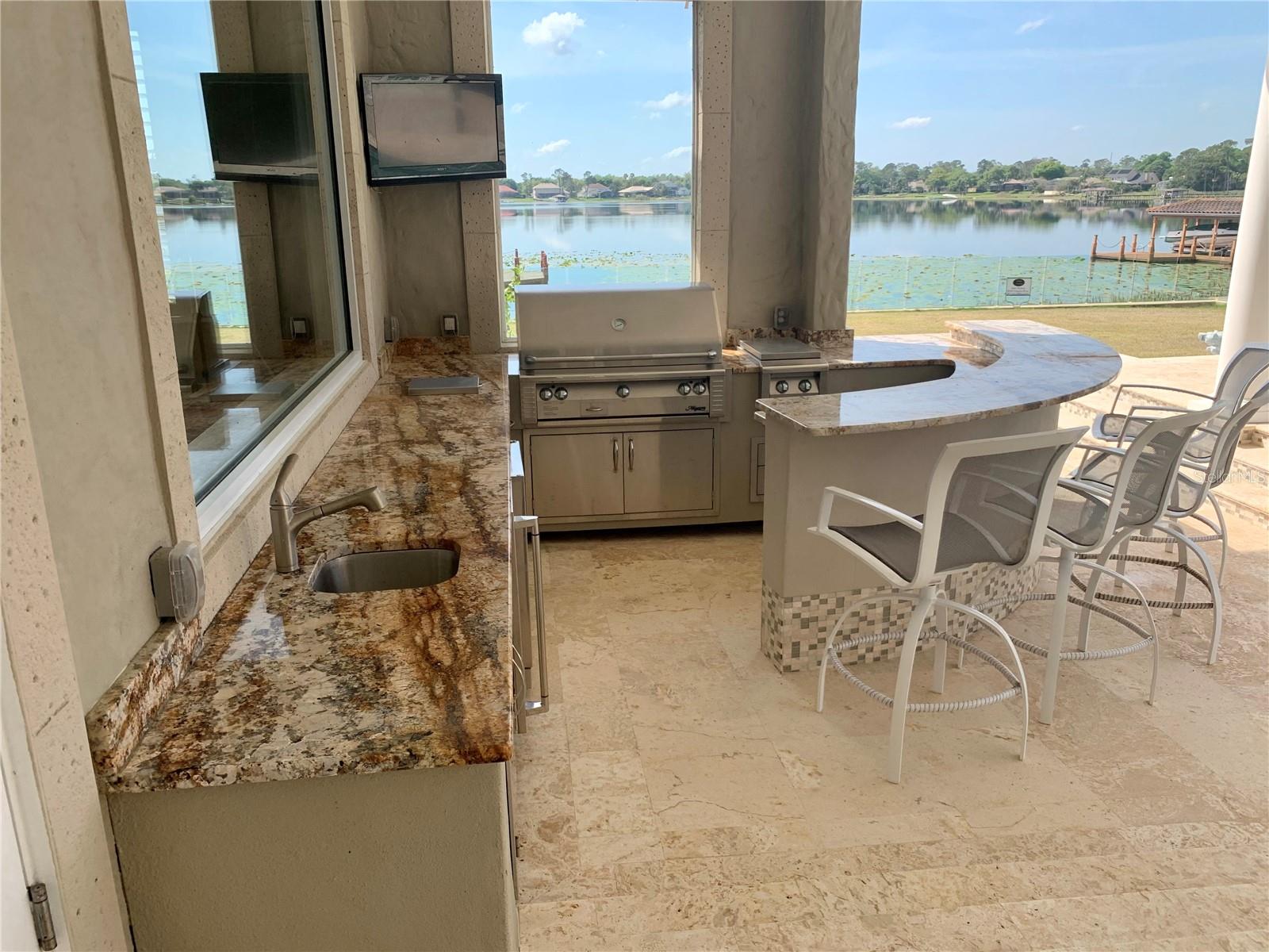 9245 SOUTHERN BREEZE DRIVE, Orlando, FL 32836
