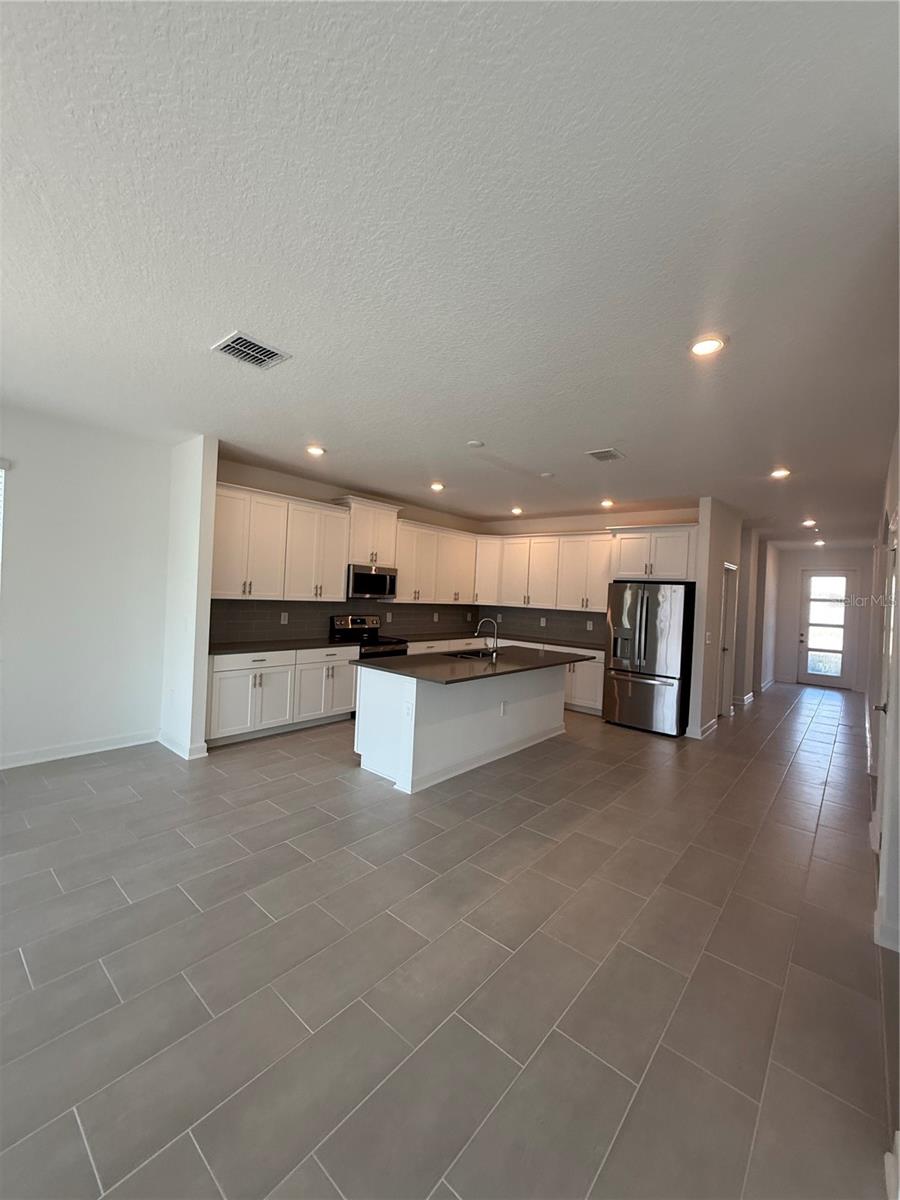 1123 KINGSBARN STREET, Davenport, FL 33896