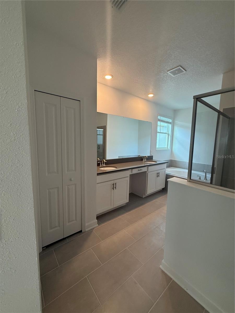 1123 KINGSBARN STREET, Davenport, FL 33896