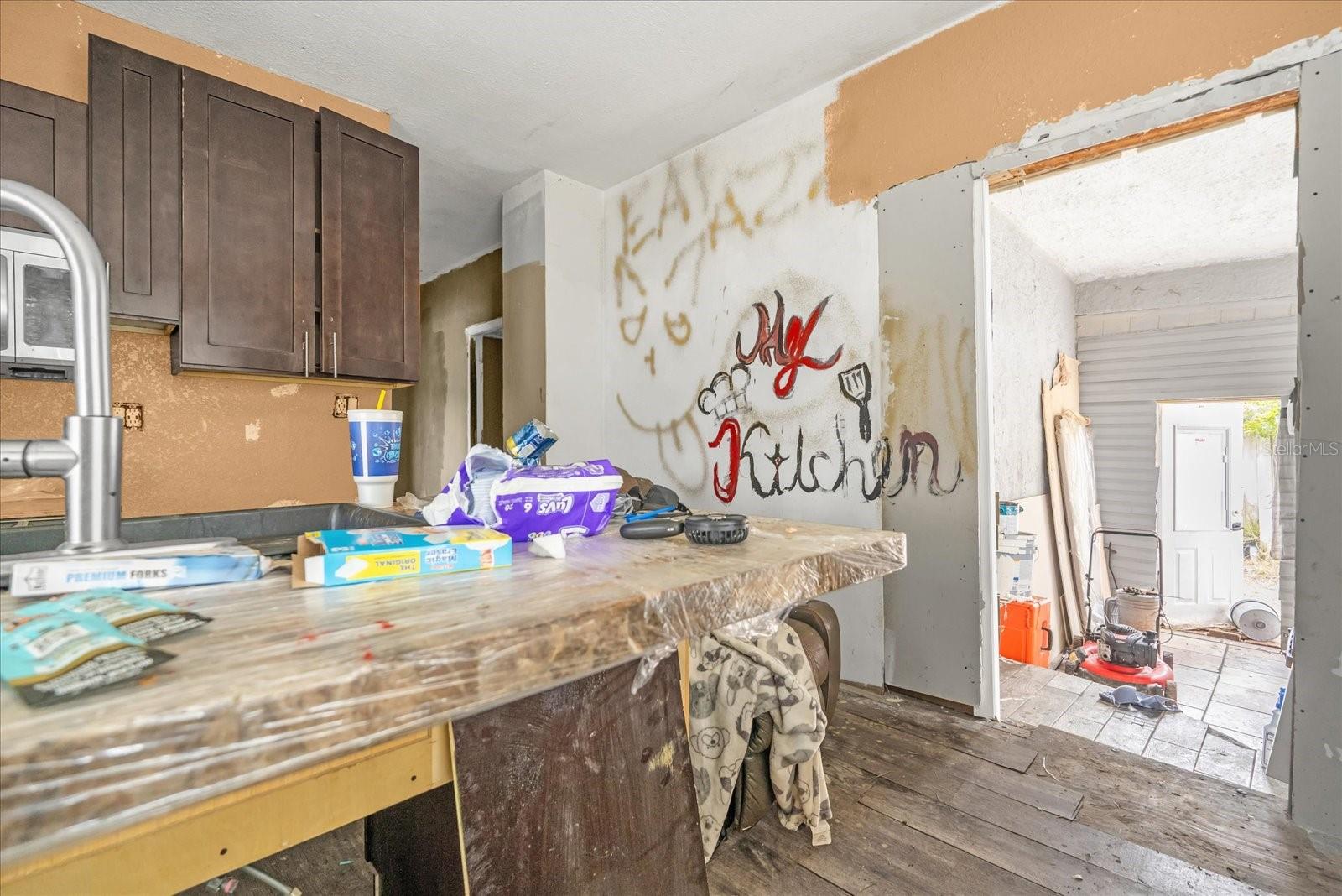 122 W SMITH AVENUE, Haines City, FL 33844