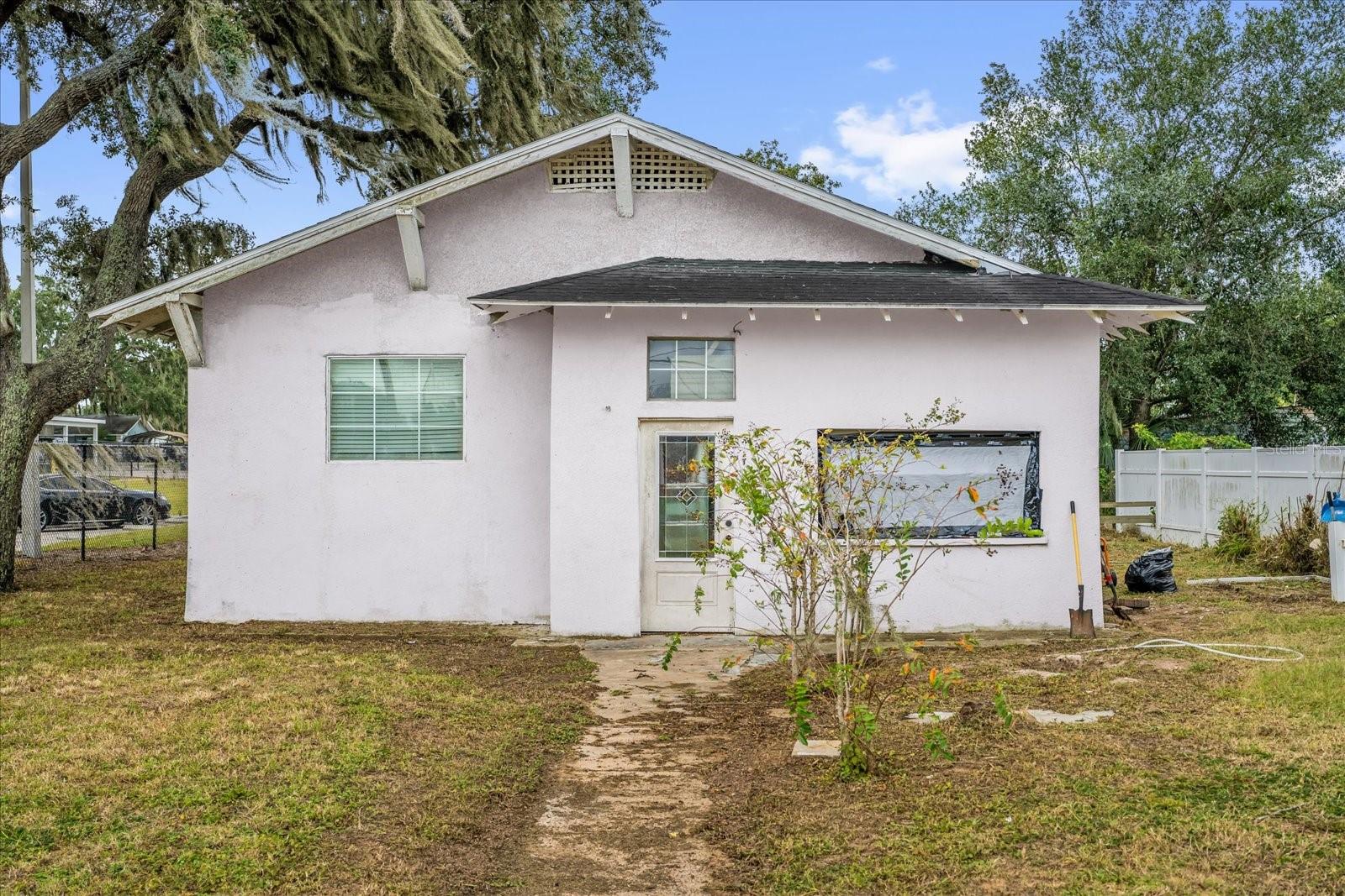 122 W SMITH AVENUE, Haines City, FL 33844 122 W SMITH AVENUE, Haines City, FL 33844