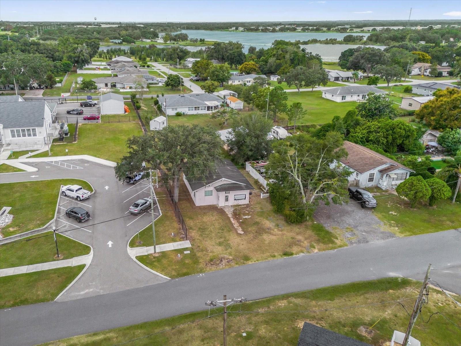 122 W SMITH AVENUE, Haines City, FL 33844