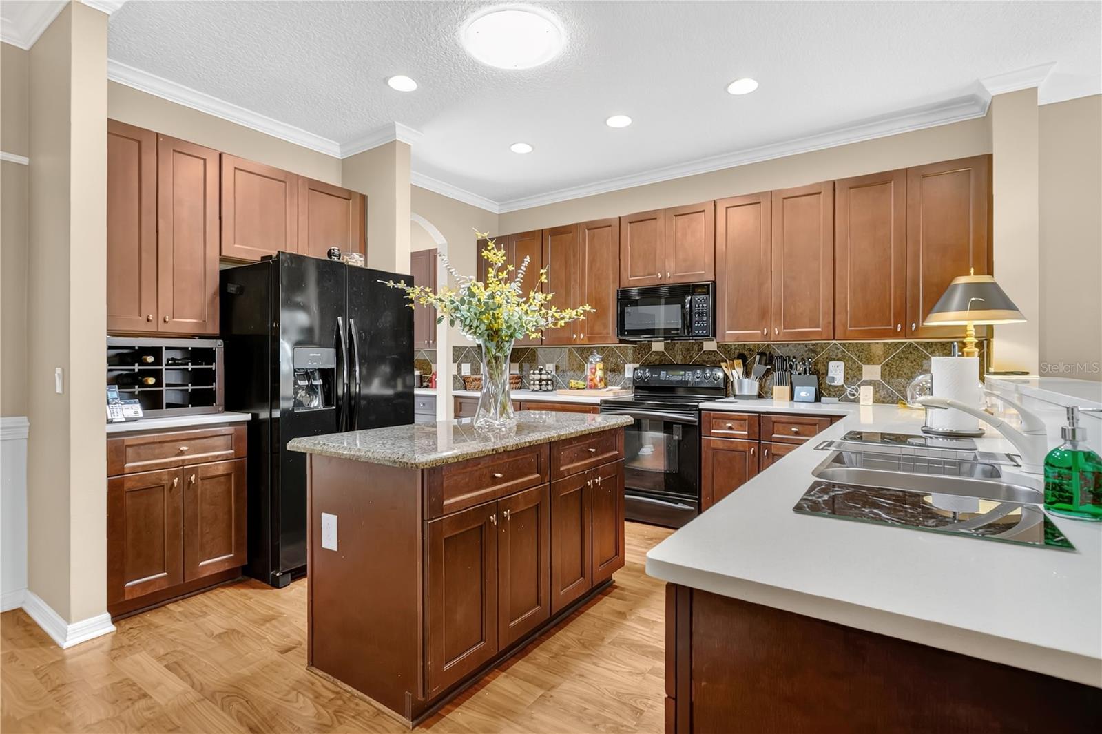 6712 THORNHILL CIRCLE, Windermere, FL 34786