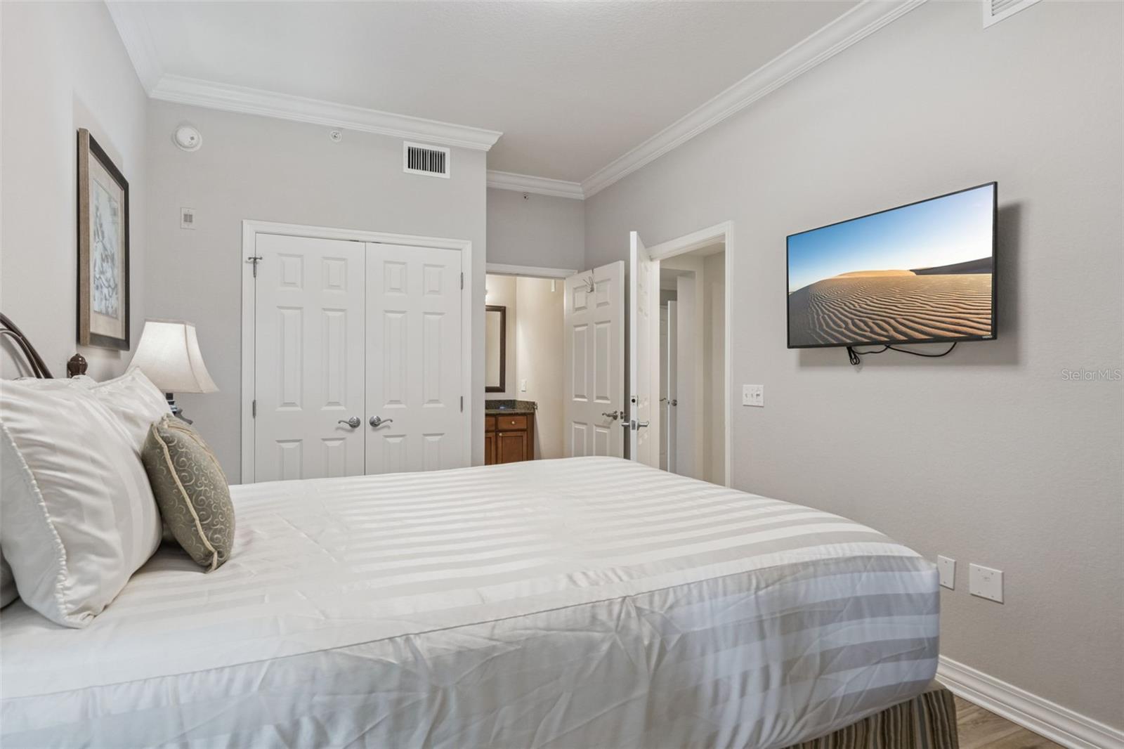 1100 SUNSET VIEW CIRCLE, #102, Reunion, FL 34747
