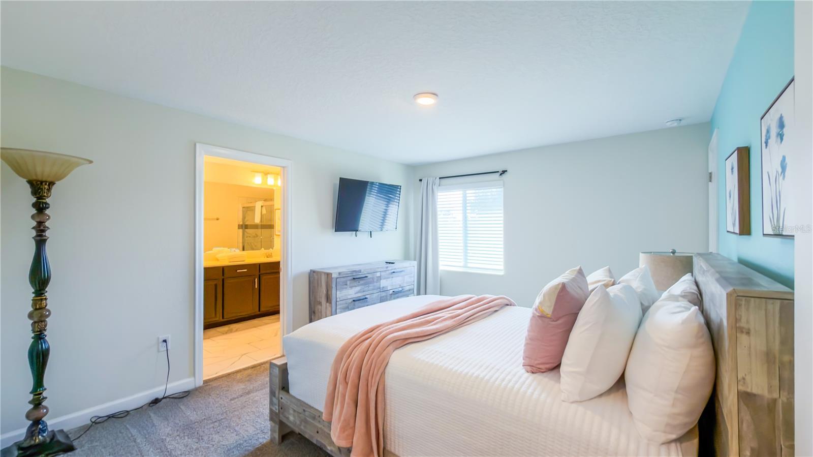 444 OCEAN COURSE AVENUE, Davenport, FL 33896