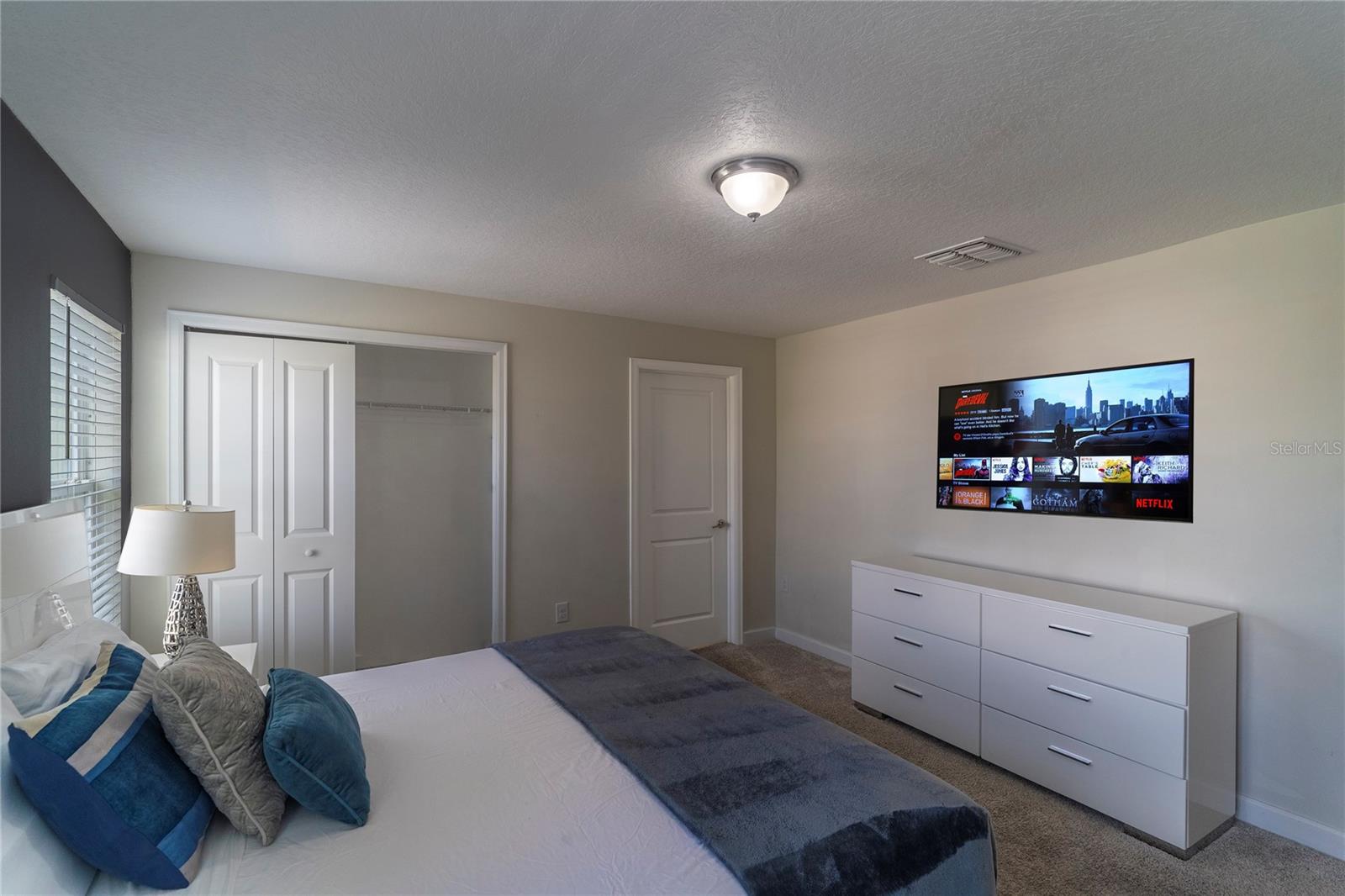 436 OCEAN COURSE AVENUE, Davenport, FL 33896