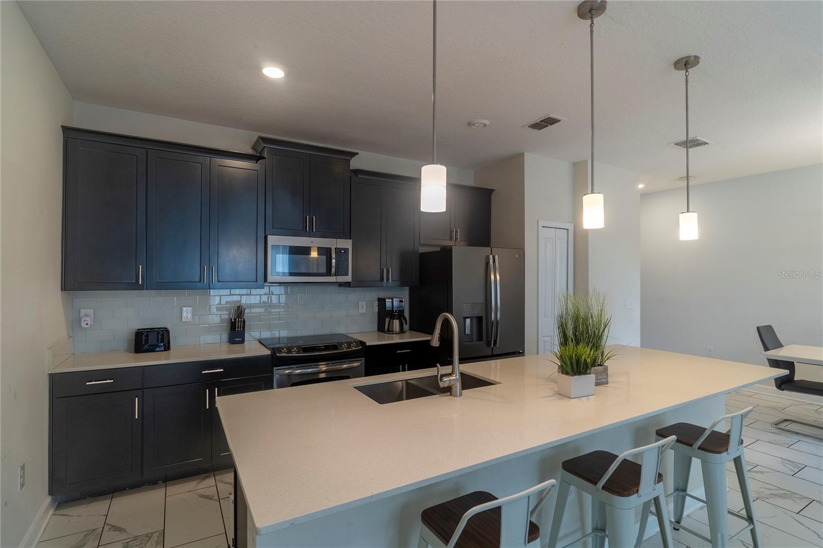 436 OCEAN COURSE AVENUE, Davenport, FL 33896