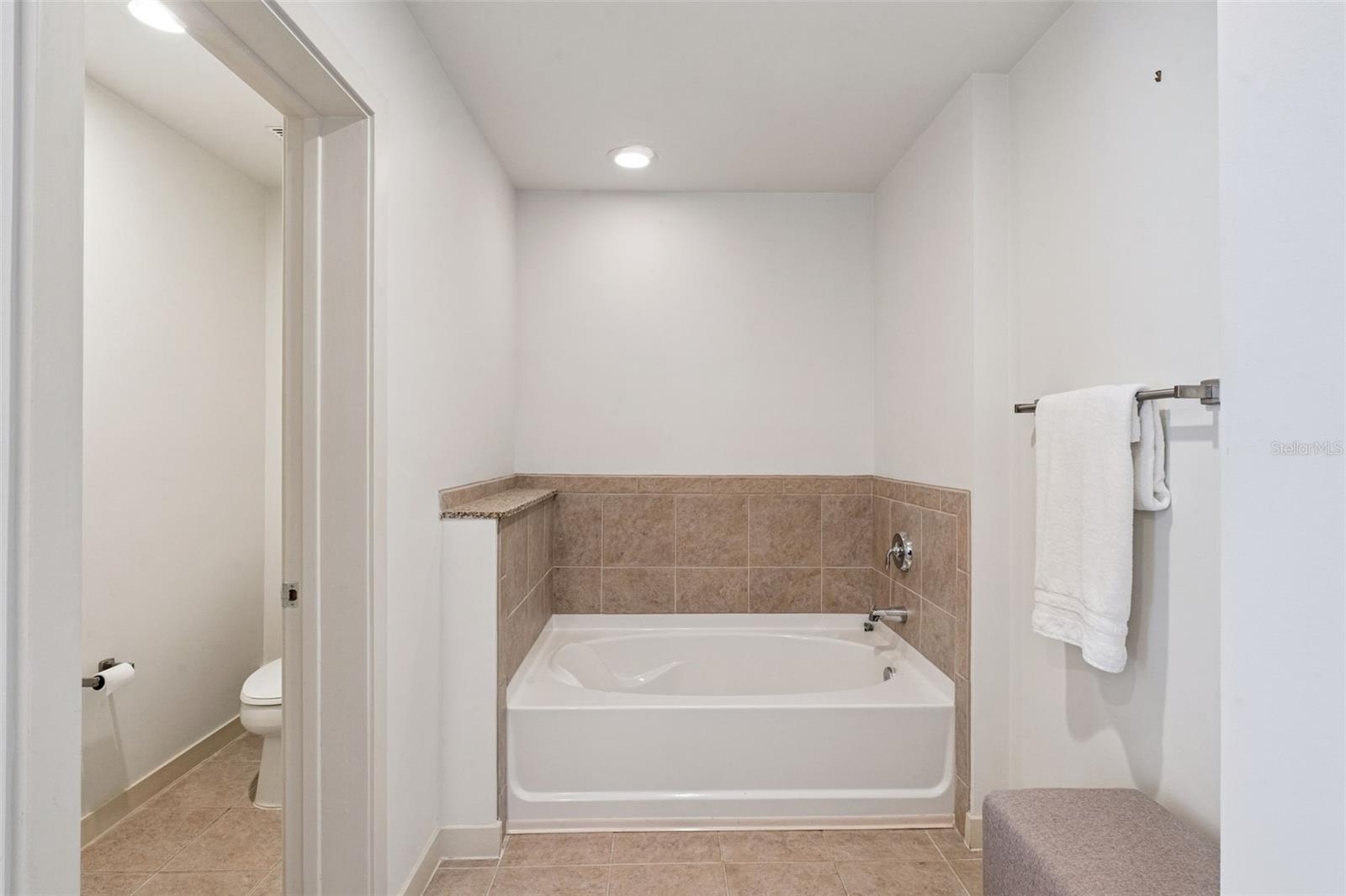 155 S COURT AVENUE, #P-2901, Orlando, FL 32801