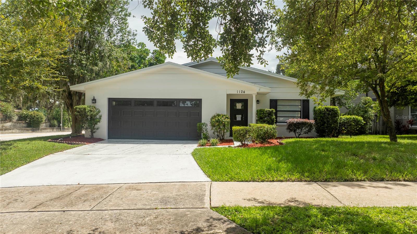 1124 MUNSTER STREET, Orlando, FL 32803 1124 MUNSTER STREET, Orlando, FL 32803