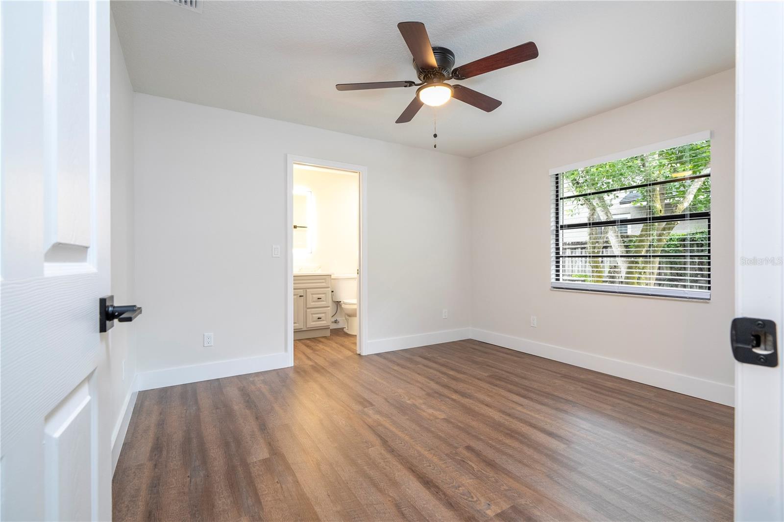 1124 MUNSTER STREET, Orlando, FL 32803