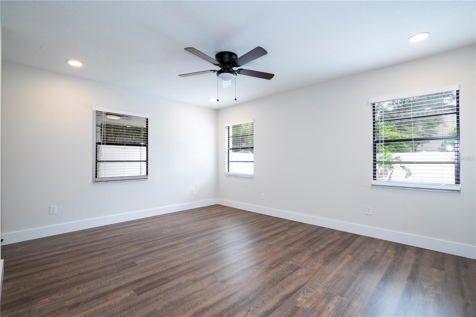 1124 MUNSTER STREET, Orlando, FL 32803