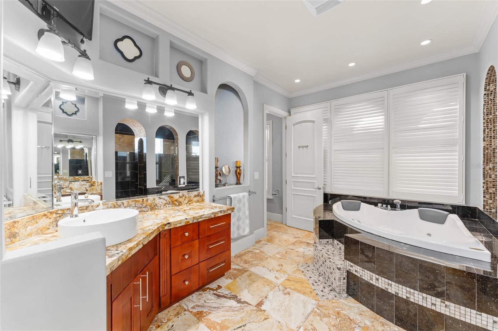 9575 WESTOVER ROBERTS ROAD, Windermere, FL 34786