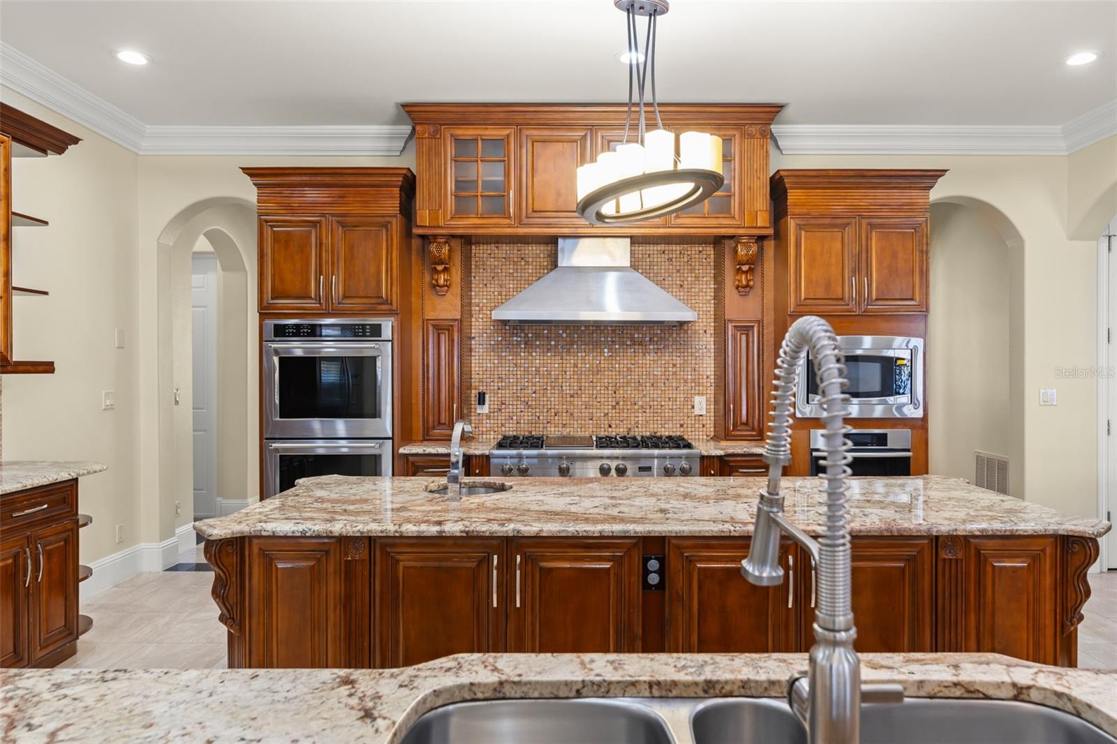9575 WESTOVER ROBERTS ROAD, Windermere, FL 34786