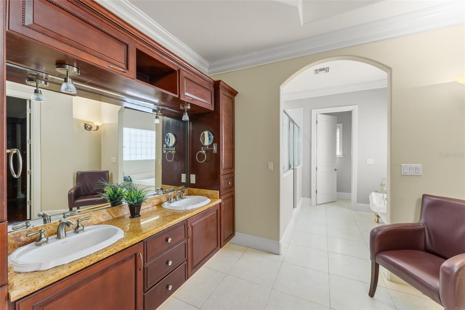 9575 WESTOVER ROBERTS ROAD, Windermere, FL 34786
