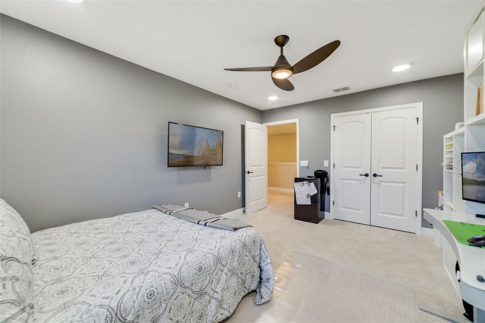 Whether you need a guest room or a dedicated space for work or hobbies, Bedroom 4 offers the versatility to suit your lifestyle.