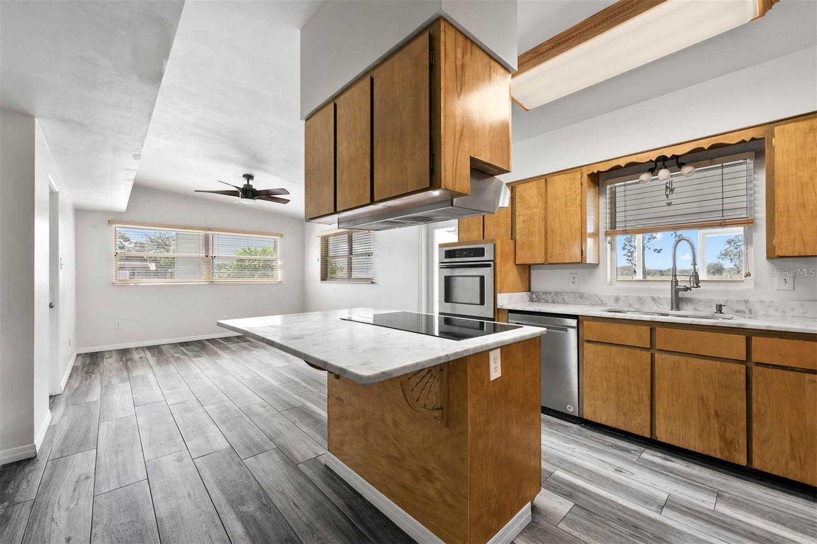 350 S 5TH STREET, Orlando, FL 32833