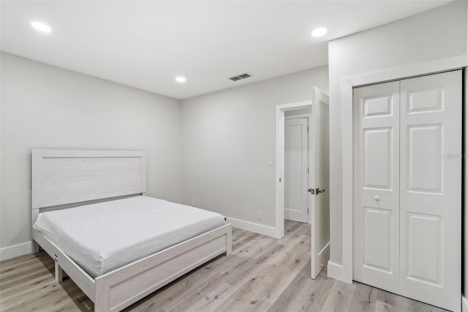5526 PARKDALE DRIVE, Orlando, FL 32839