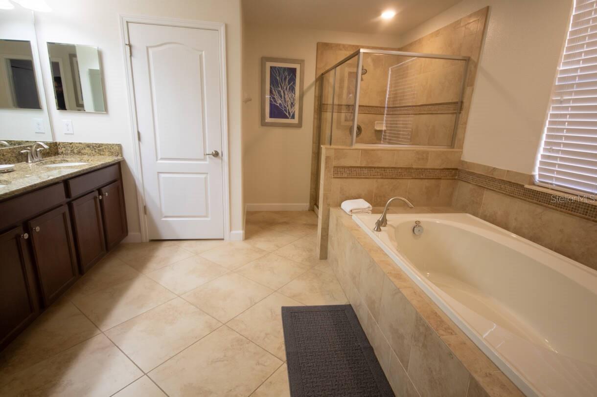 9162 WEDGE DRIVE, Davenport, FL 33896