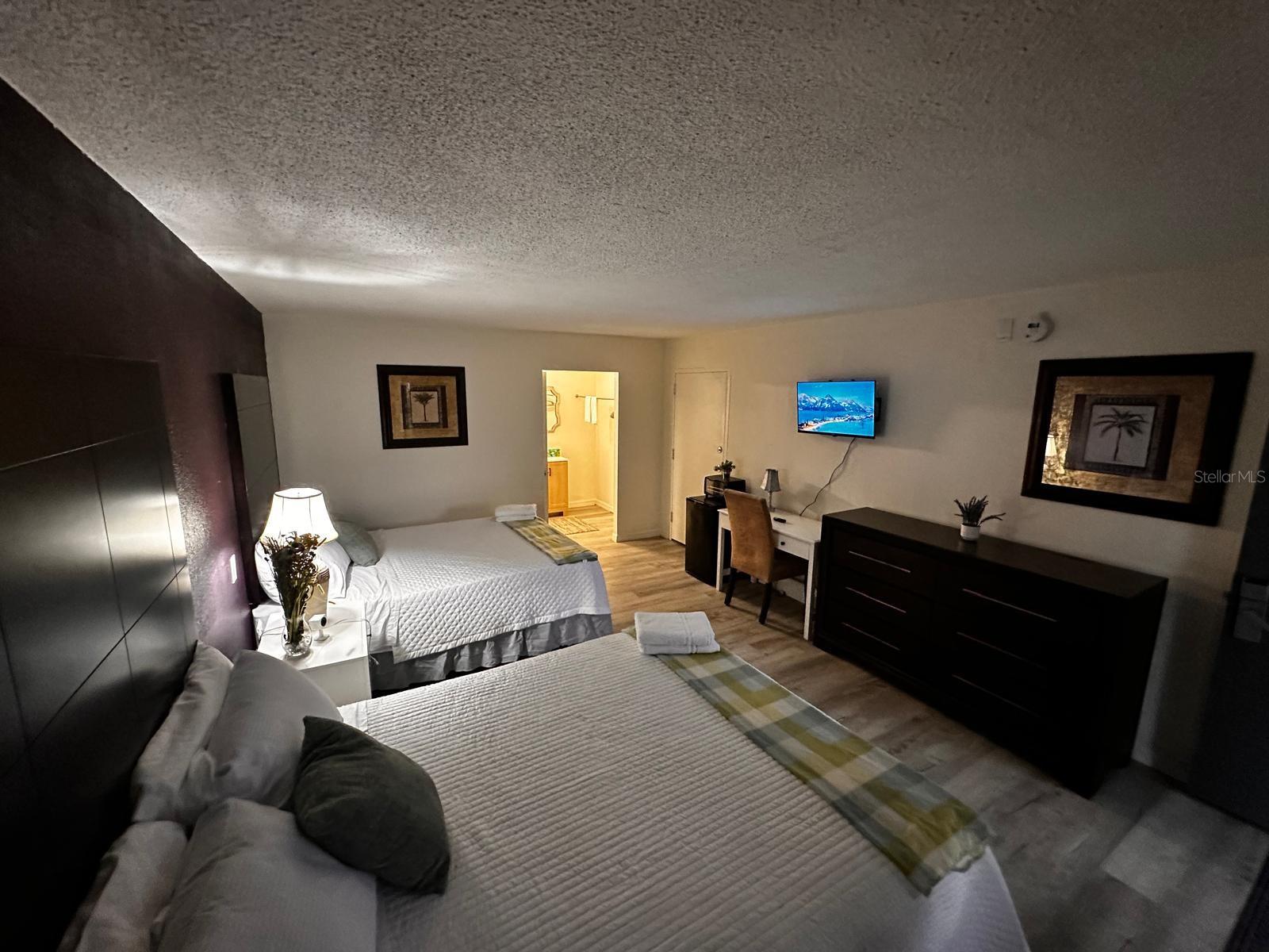 2050 E IRLO BRONSON MEMORIAL HIGHWAY, #108, Kissimmee, FL 34744