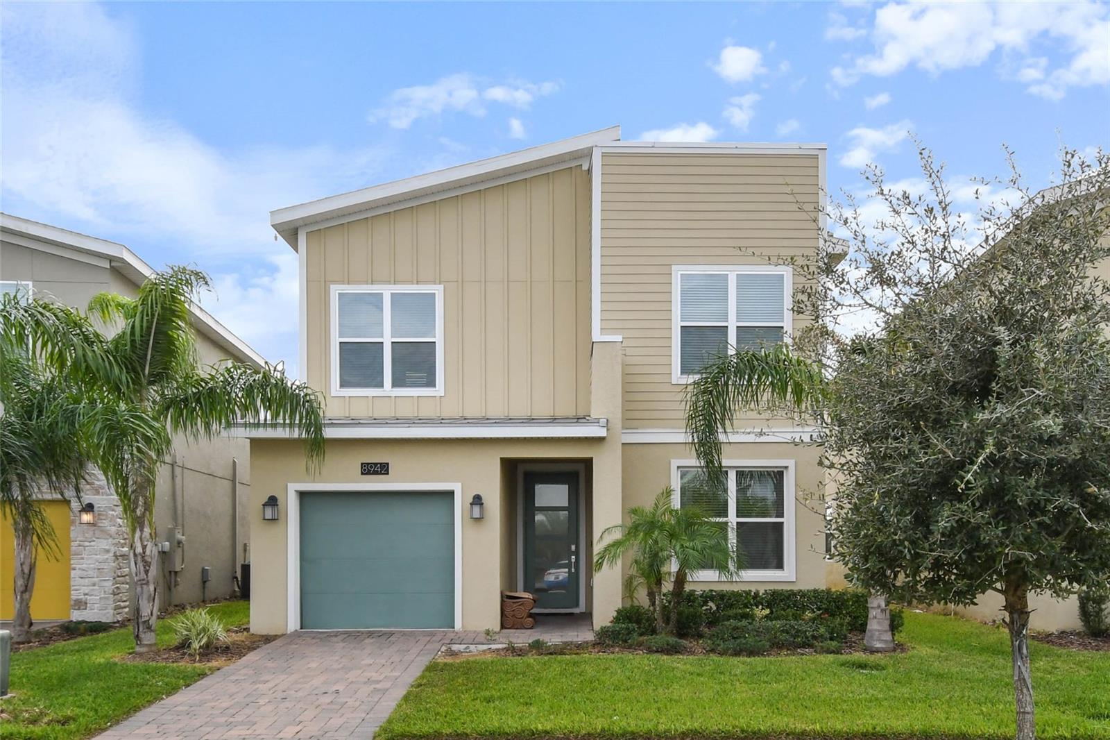 8942 CABOT CLIFFS DRIVE, Davenport, FL 33896 8942 CABOT CLIFFS DRIVE, Davenport, FL 33896