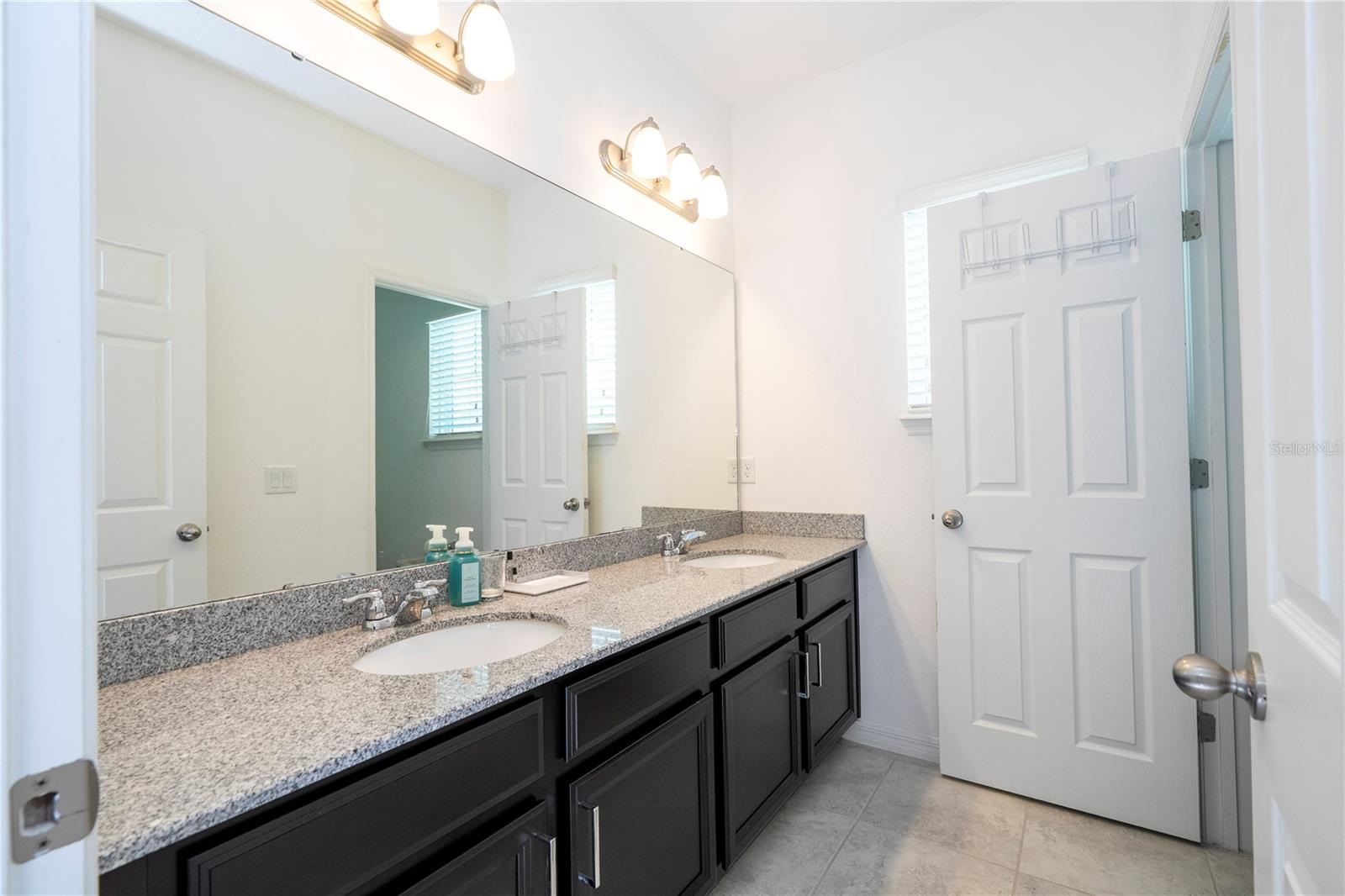 8225 BRYCE CANYON AVENUE, Windermere, FL 34786