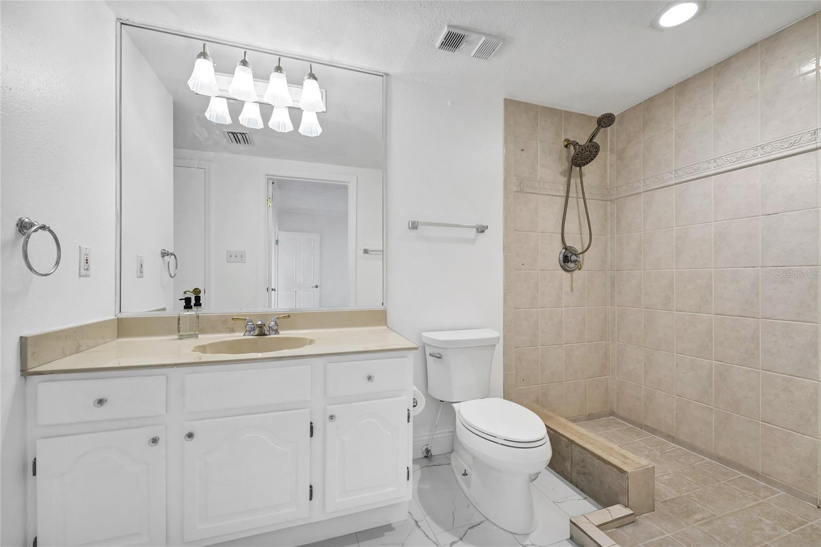7550 HINSON STREET, #10A, Orlando, FL 32819