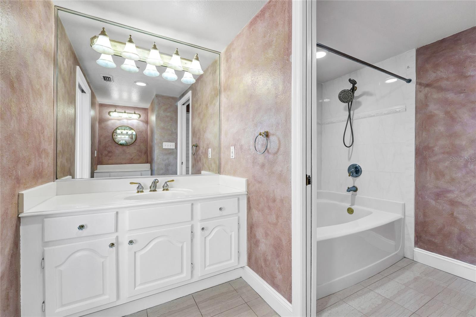 7550 HINSON STREET, #10A, Orlando, FL 32819