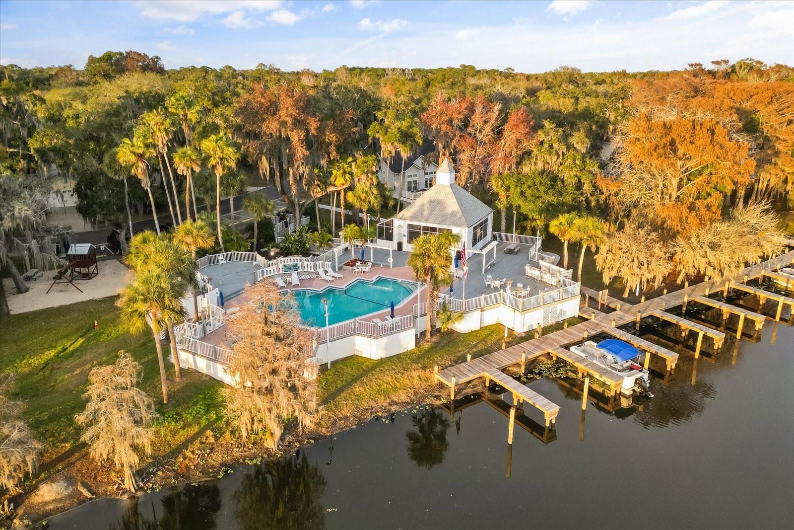 Community Waterfront Amenities
