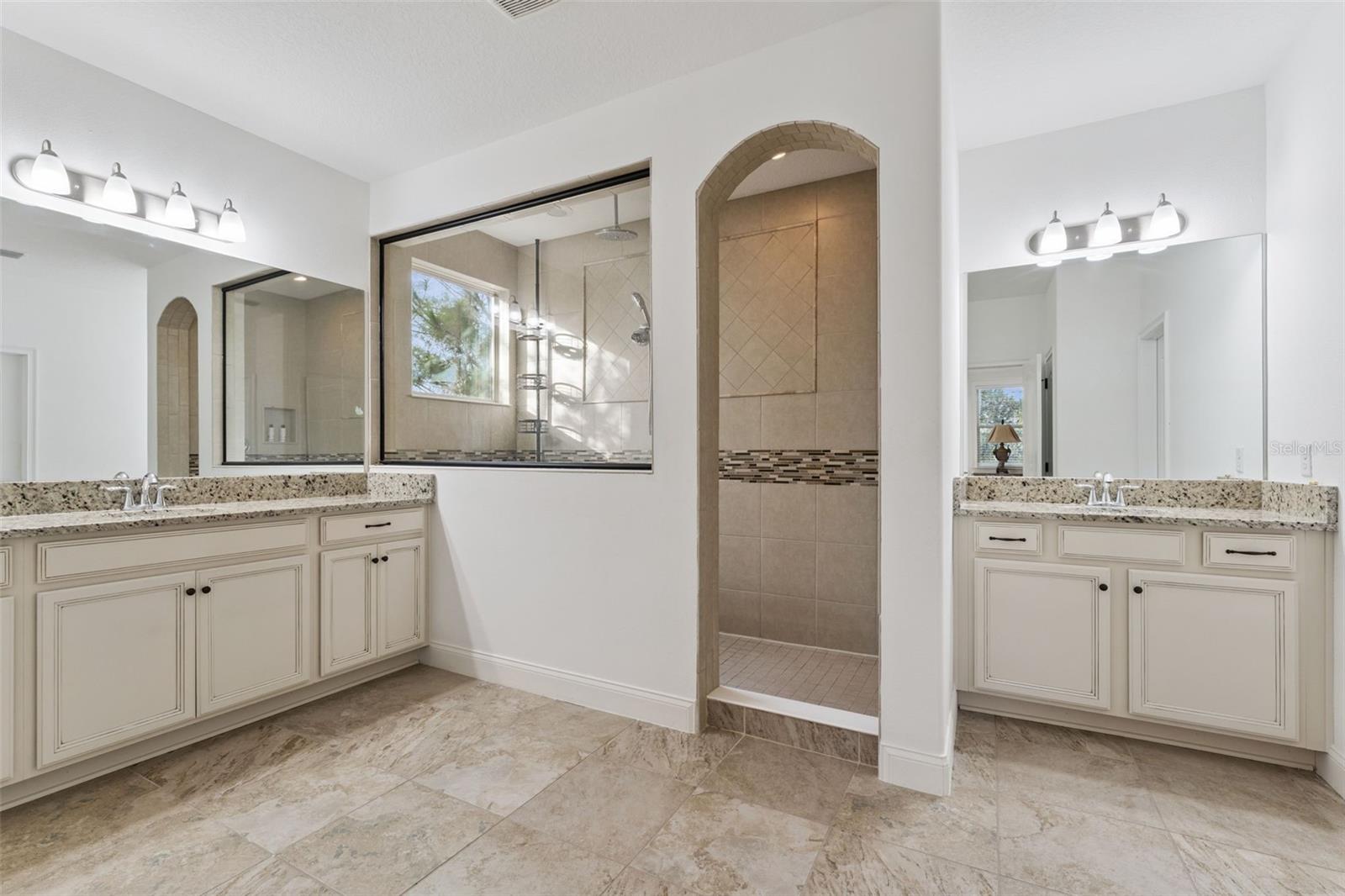 6752 TRELLIS VINE LOOP, Windermere, FL 34786