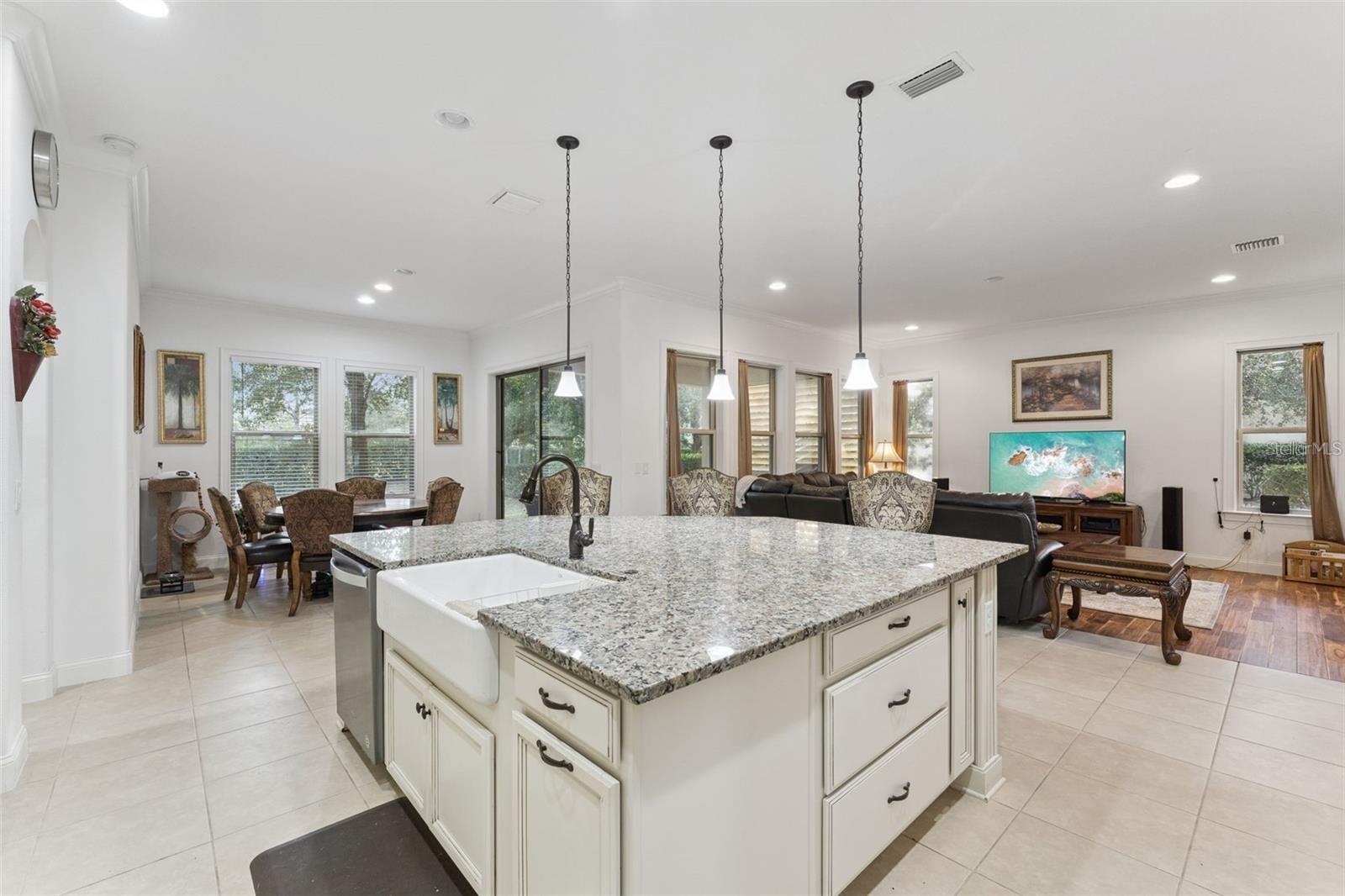6752 TRELLIS VINE LOOP, Windermere, FL 34786