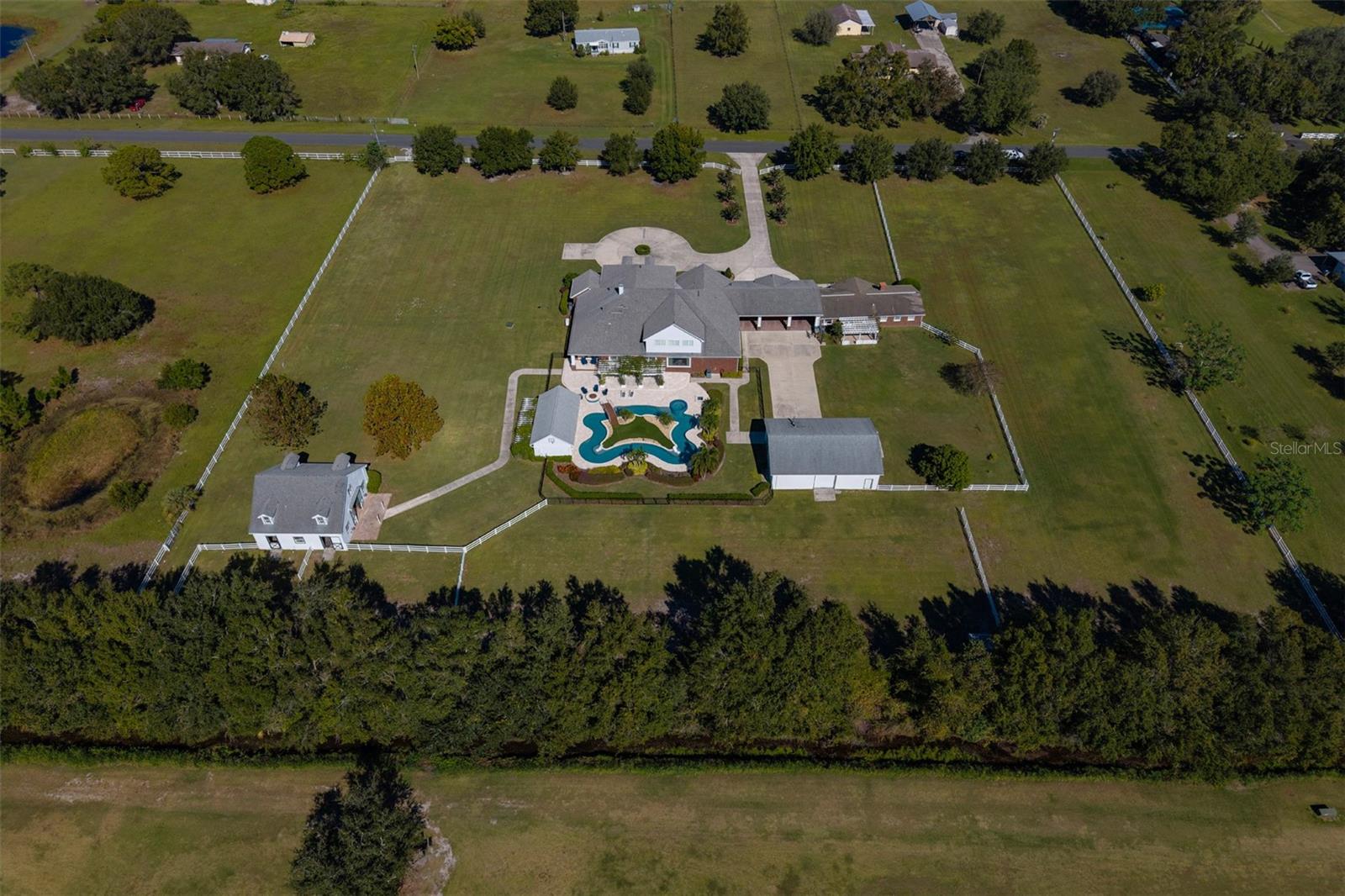 2780 VICKIE COURT, Kissimmee, FL 34744