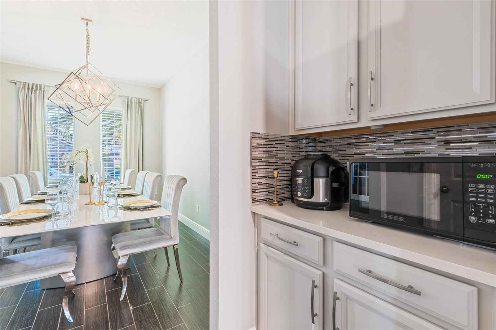 8324 LUDINGTON CIRCLE, Orlando, FL 32836