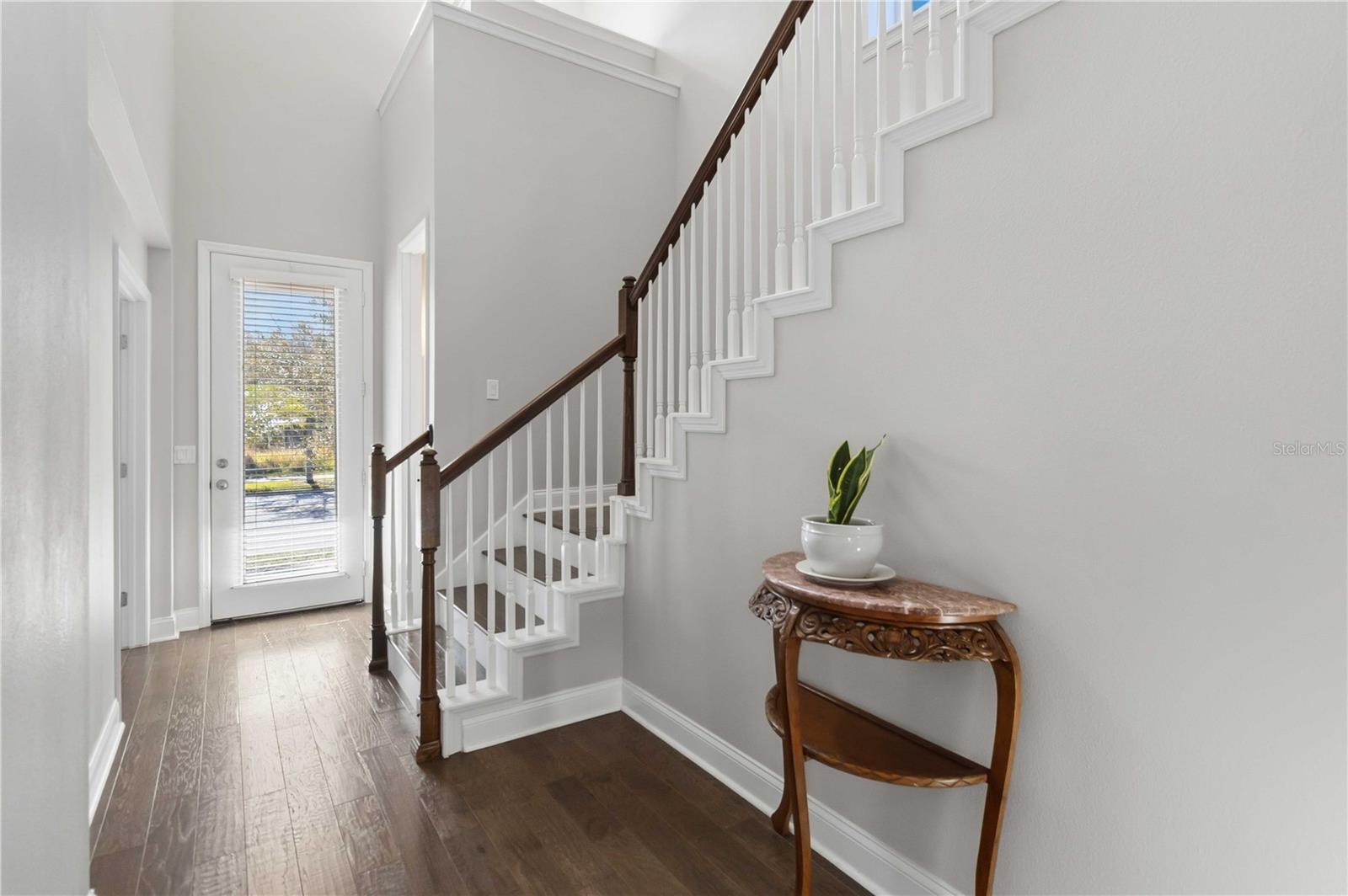 8905 LAUREATE BOULEVARD, Orlando, FL 32827
