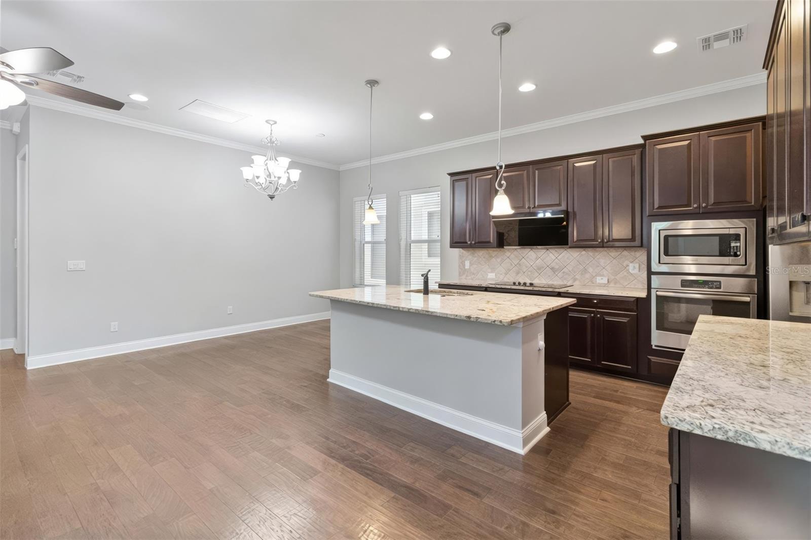 8905 LAUREATE BOULEVARD, Orlando, FL 32827