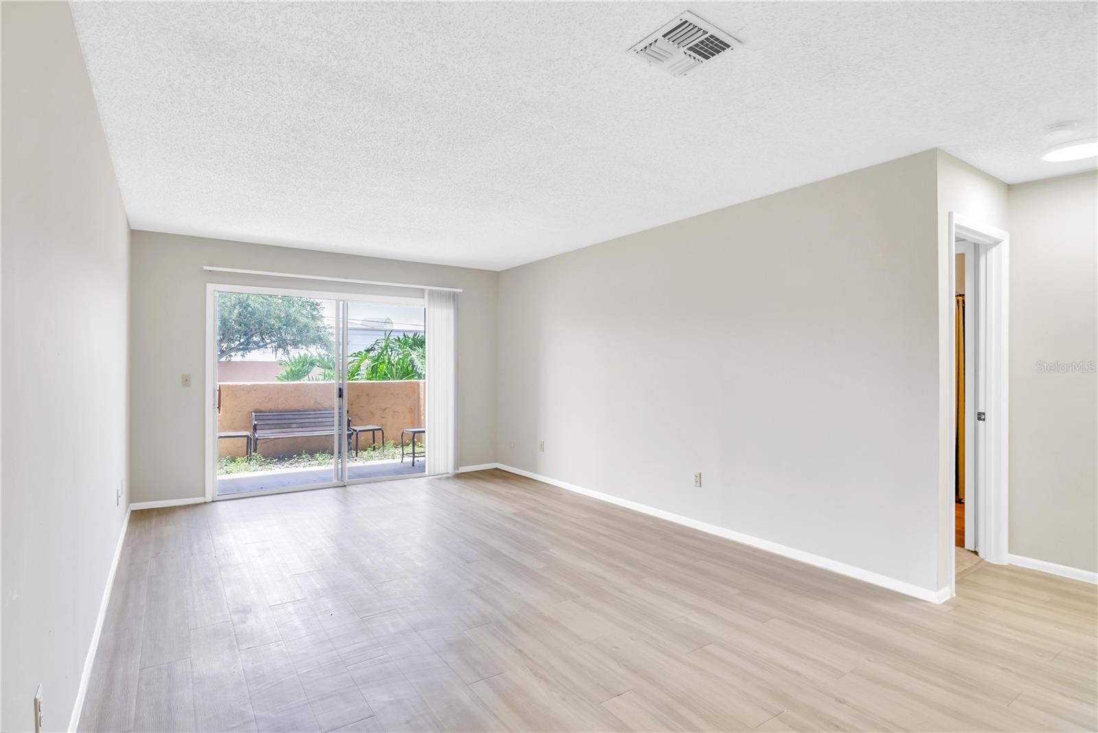612 KENWICK CIRCLE, #103, Casselberry, FL 32707