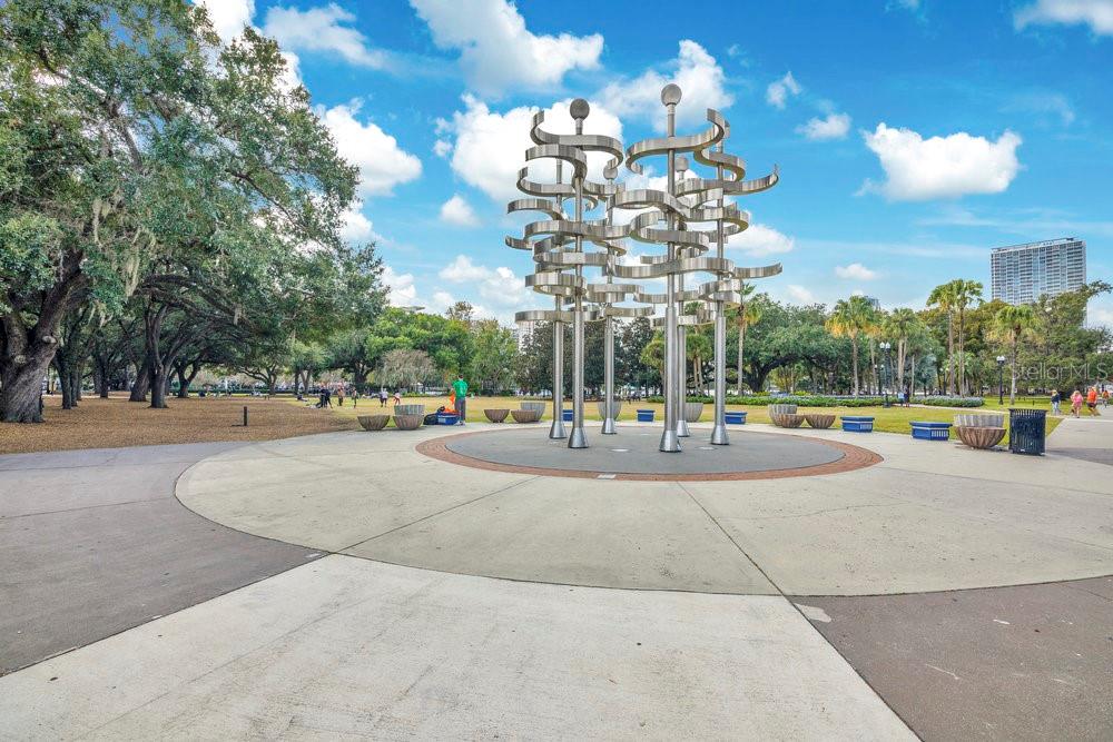 1004 E ROBINSON, Orlando, FL 32801