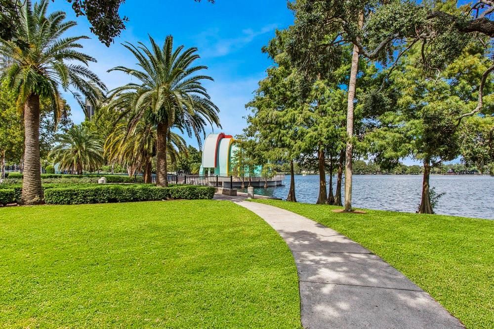 1008 E ROBINSON, Orlando, FL 32801