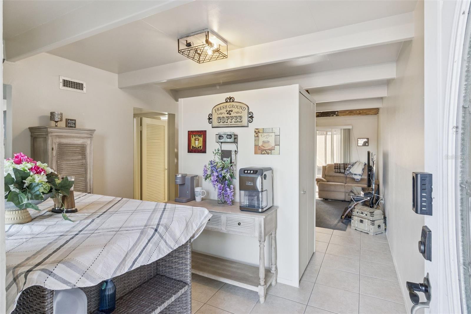 3037 CLUB CIR, Lakeshore, FL 33854 3037 CLUB CIR, Lakeshore, FL 33854