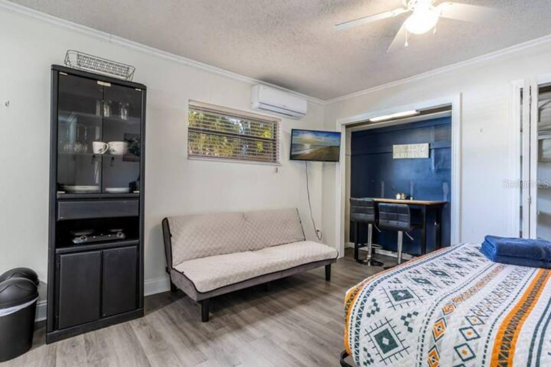4401 LENMORE STREET, Orlando, FL 32812
