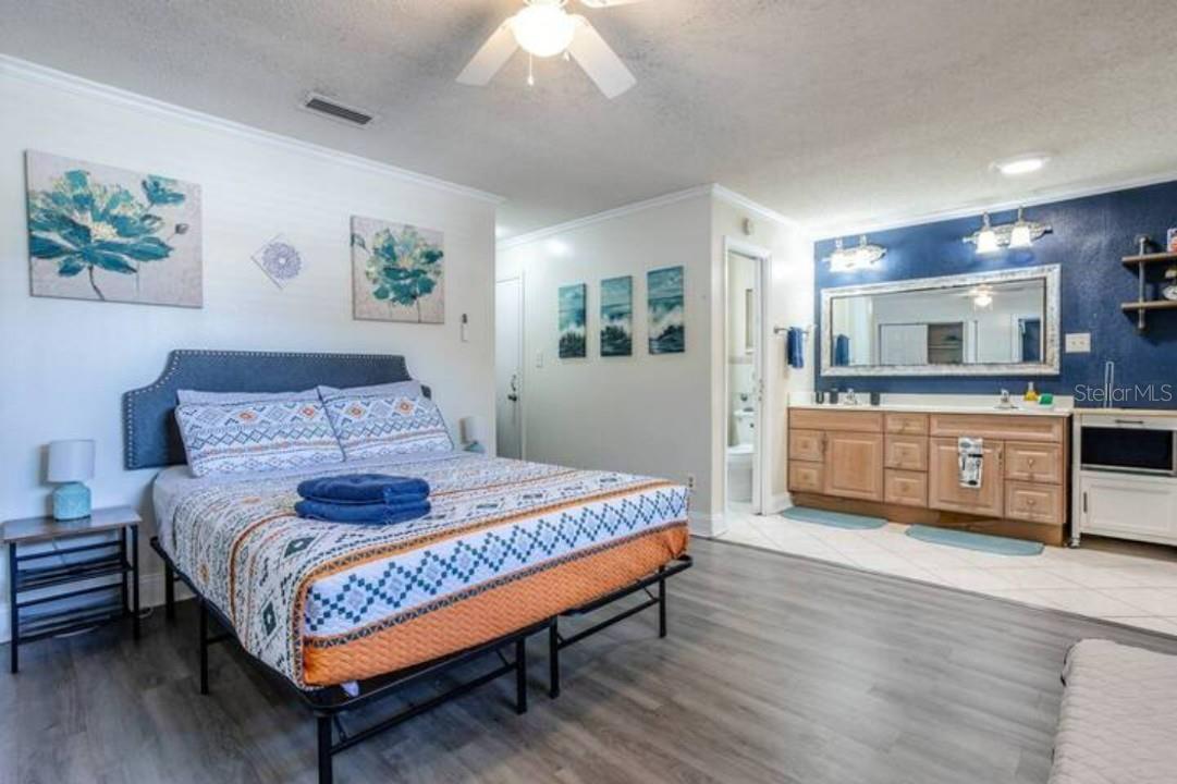4401 LENMORE STREET, Orlando, FL 32812