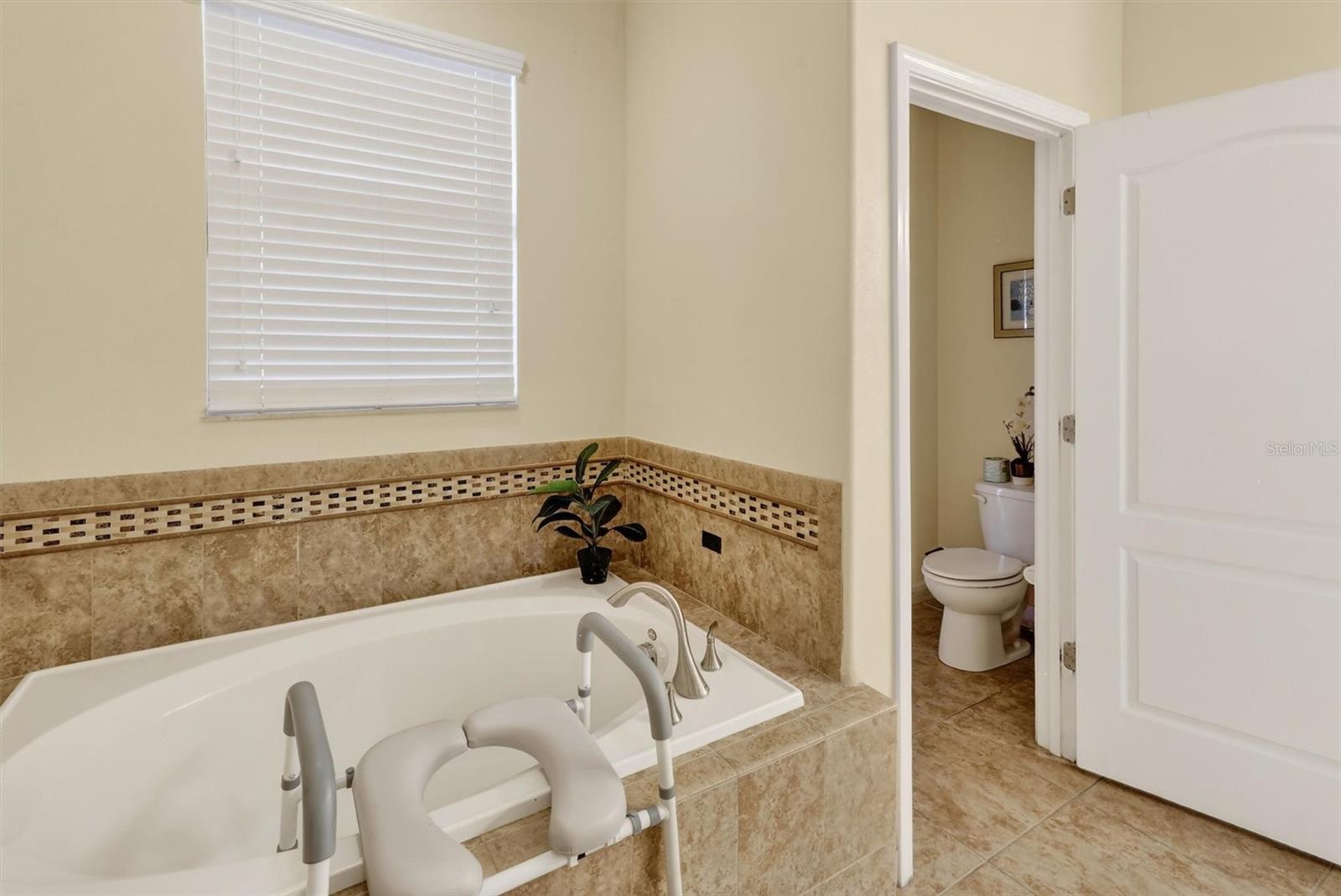 9107 EL CARO LANE, Davenport, FL 33896