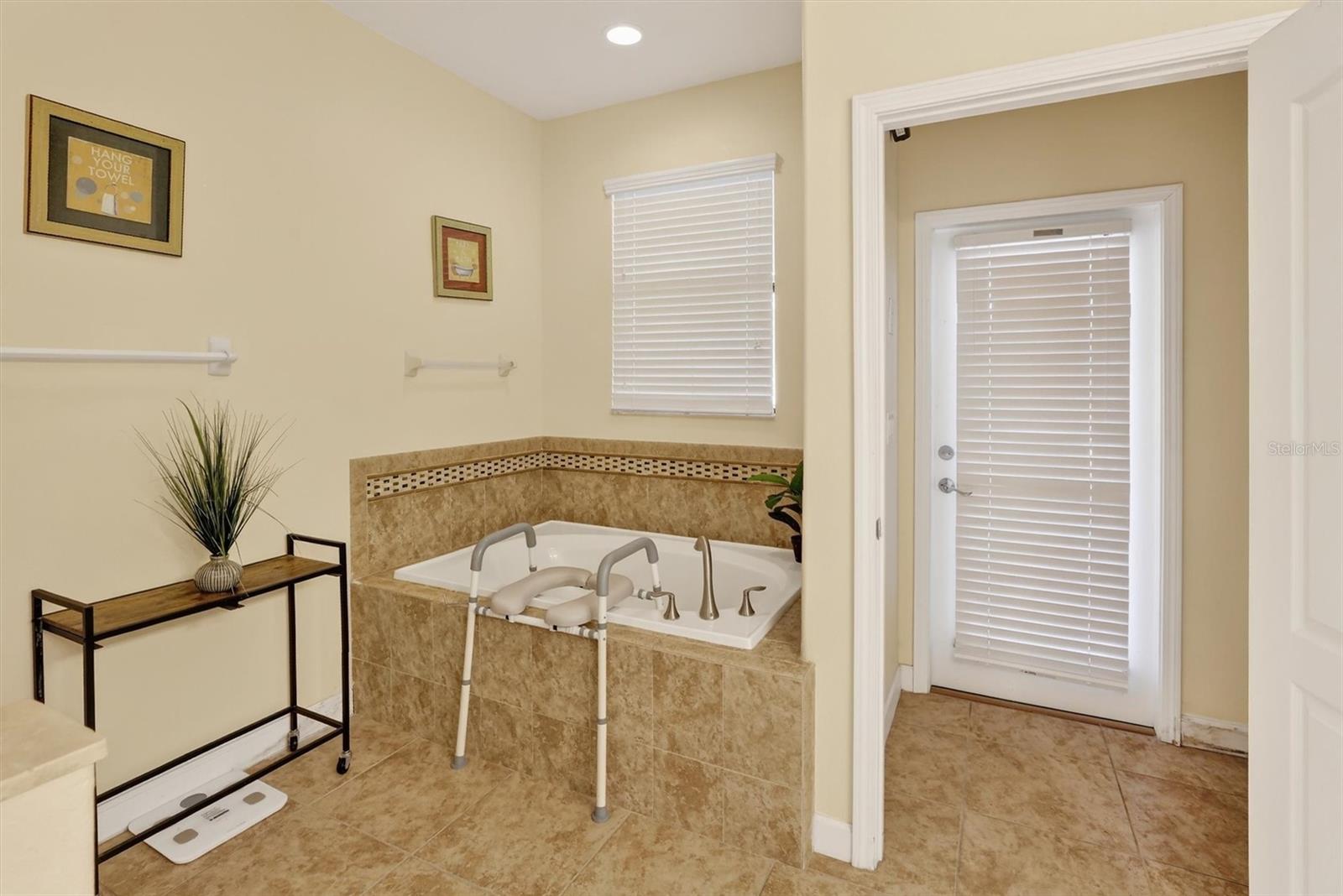 9107 EL CARO LANE, Davenport, FL 33896