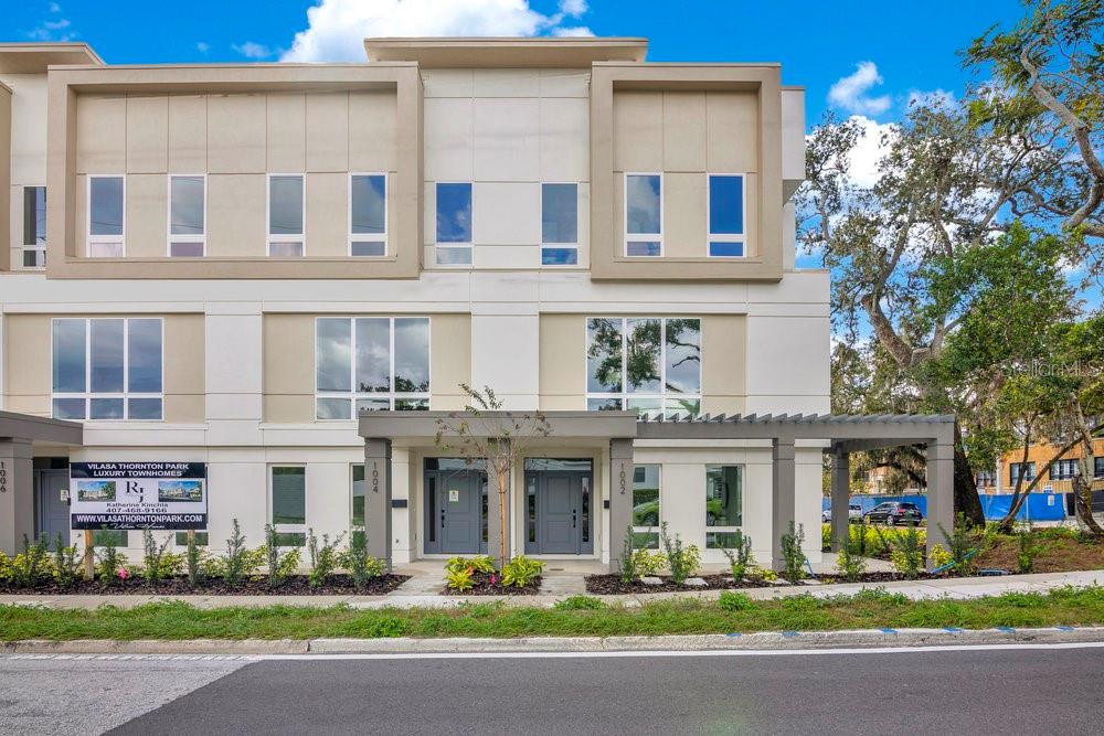 1010 E ROBINSON STREET, Orlando, FL 32801