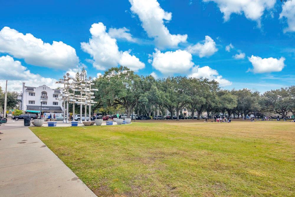 1010 E ROBINSON STREET, Orlando, FL 32801