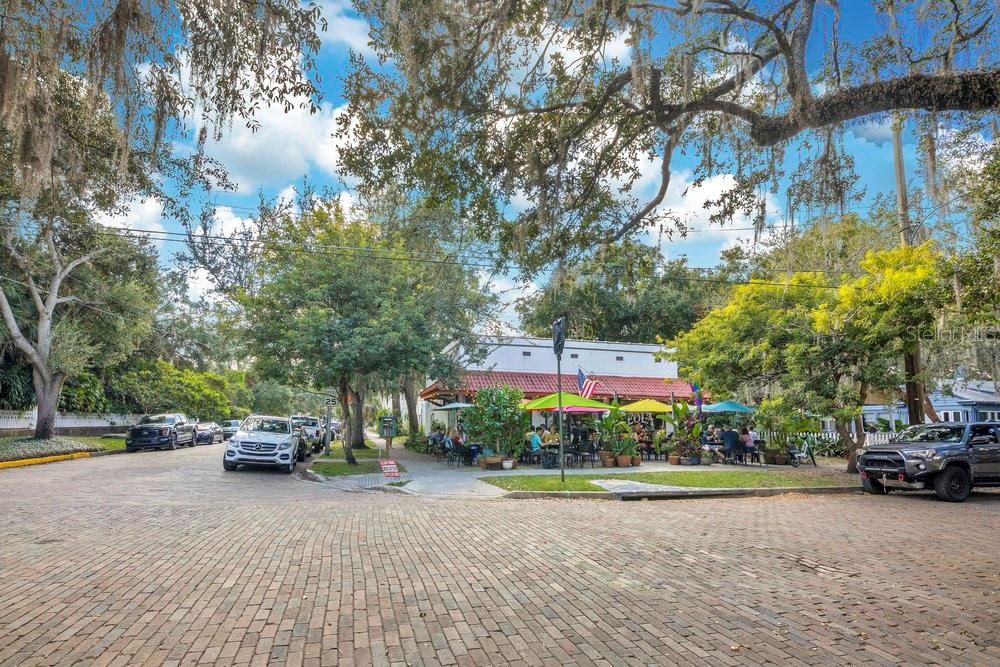1010 E ROBINSON STREET, Orlando, FL 32801