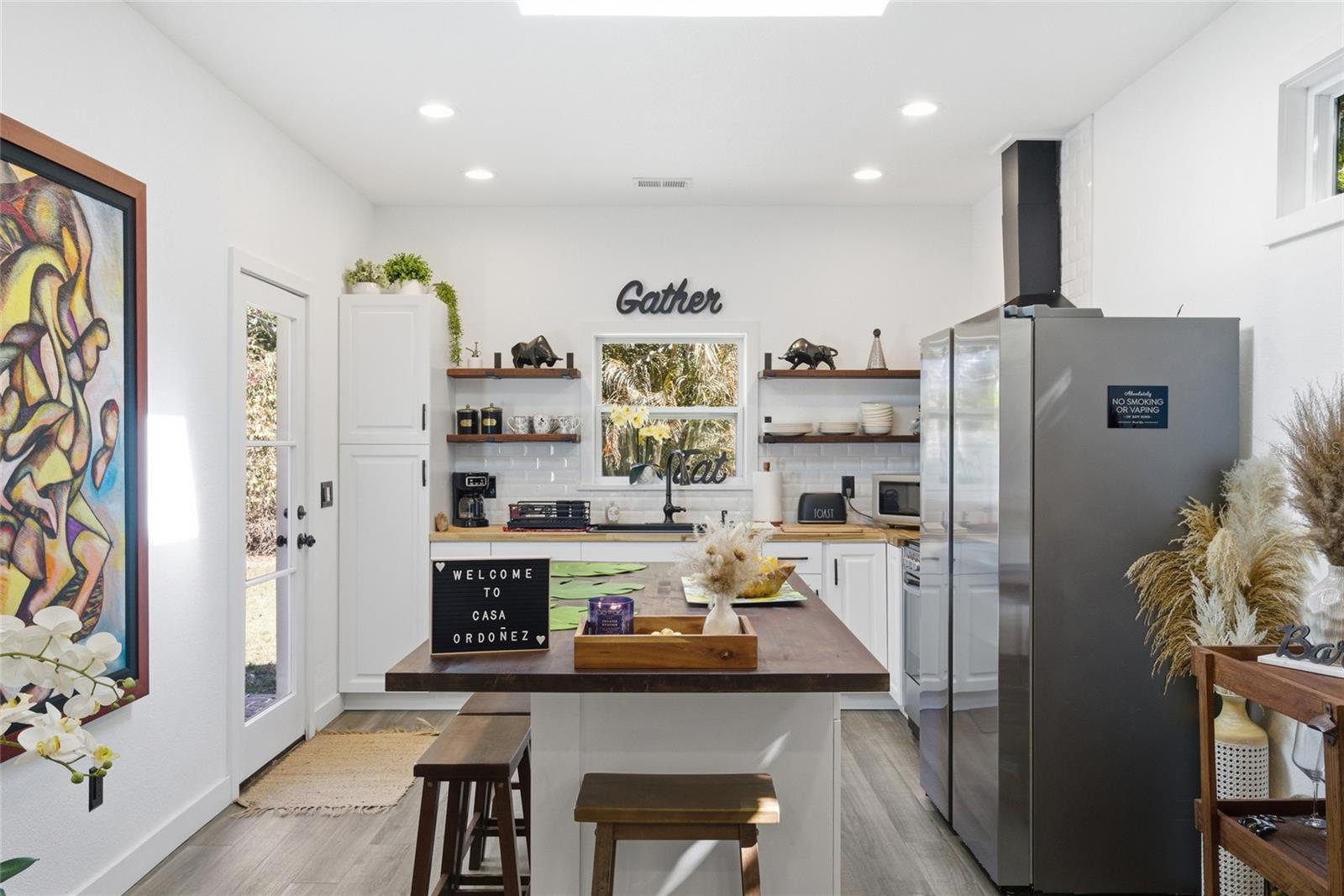 Guest House - Kitchen