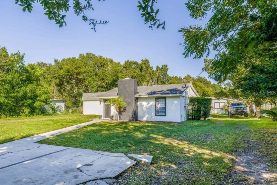 2301 CARLTON DRIVE, Orlando, FL 32806