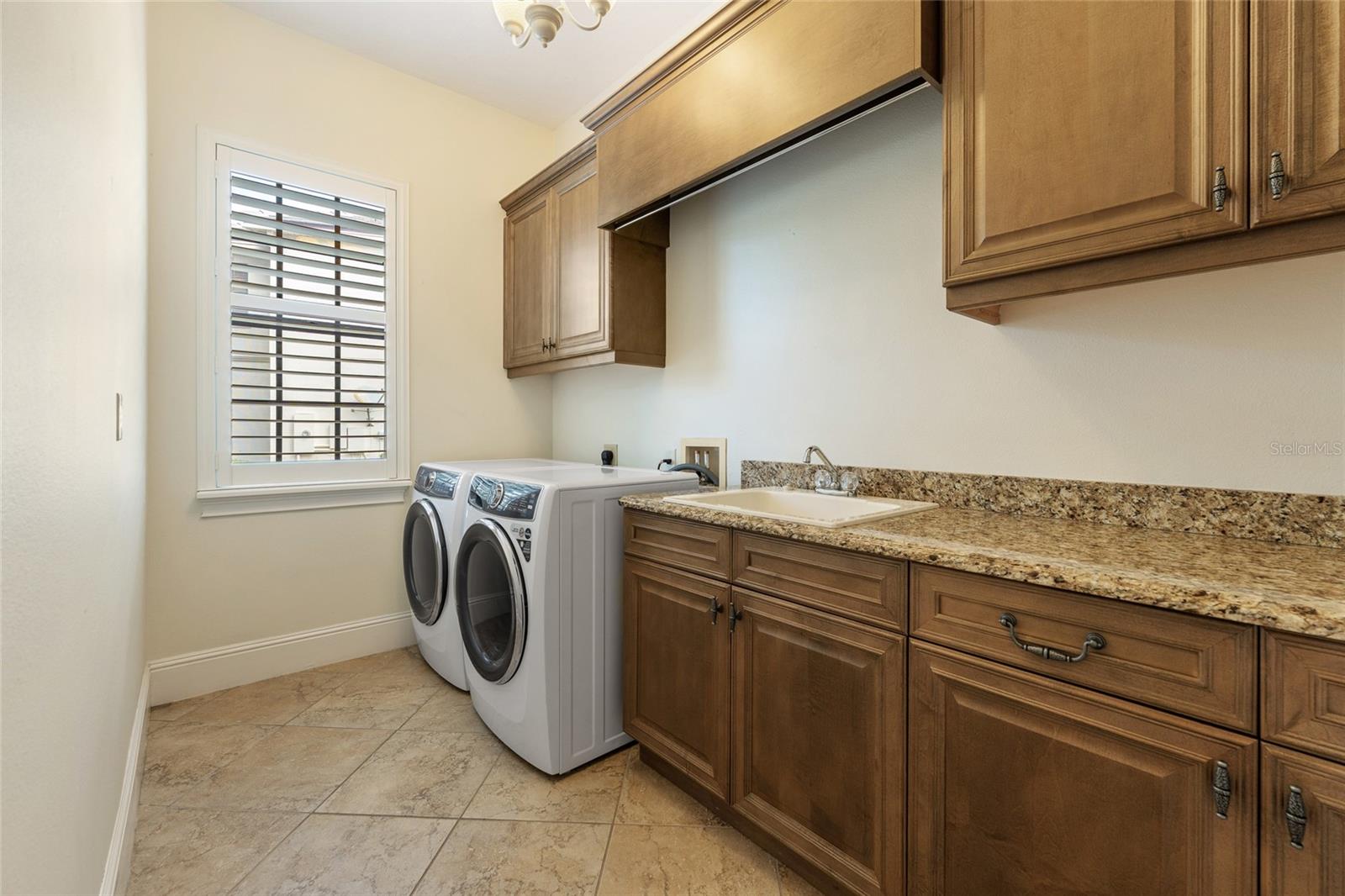 6560 LAKE BURDEN VIEW DRIVE, Windermere, FL 34786