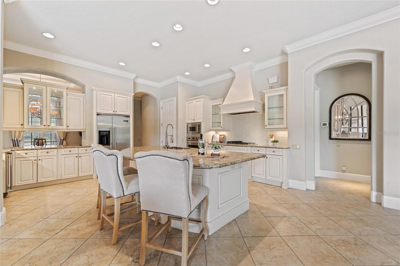 6560 LAKE BURDEN VIEW DRIVE, Windermere, FL 34786 6560 LAKE BURDEN VIEW DRIVE, Windermere, FL 34786